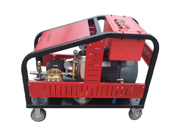 高壓水清洗機(jī)現(xiàn)場案例